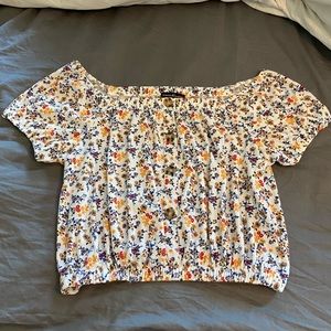 FLORAL TOP
